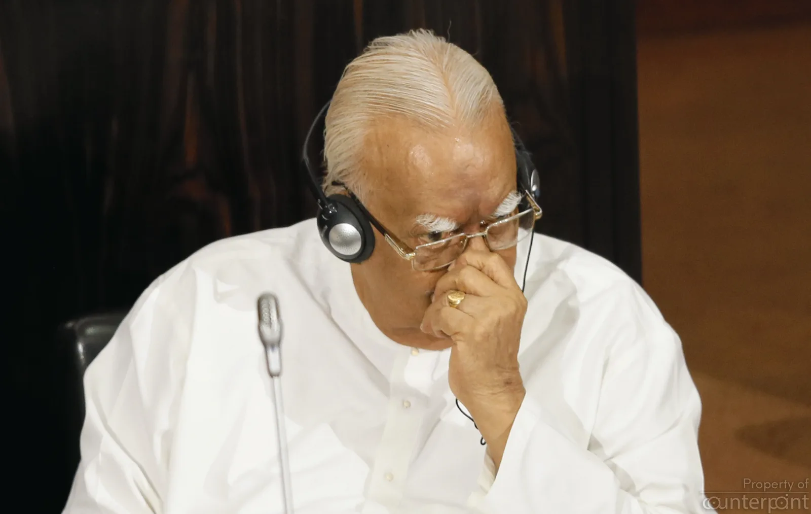 The Joint opposition continues to fight to depose Tamil National Party leader R Sampanthan from the post of Opposition Leader. If they succeed they may alienate the Tamil votes even further.